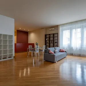 https://beplace-monumentale-apartments.it-lombardy.com